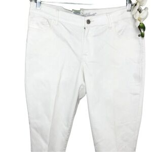 OLD NAVY WOMENS THE SWEAT HEART CAPRI SHORT WHITE SIZE 10